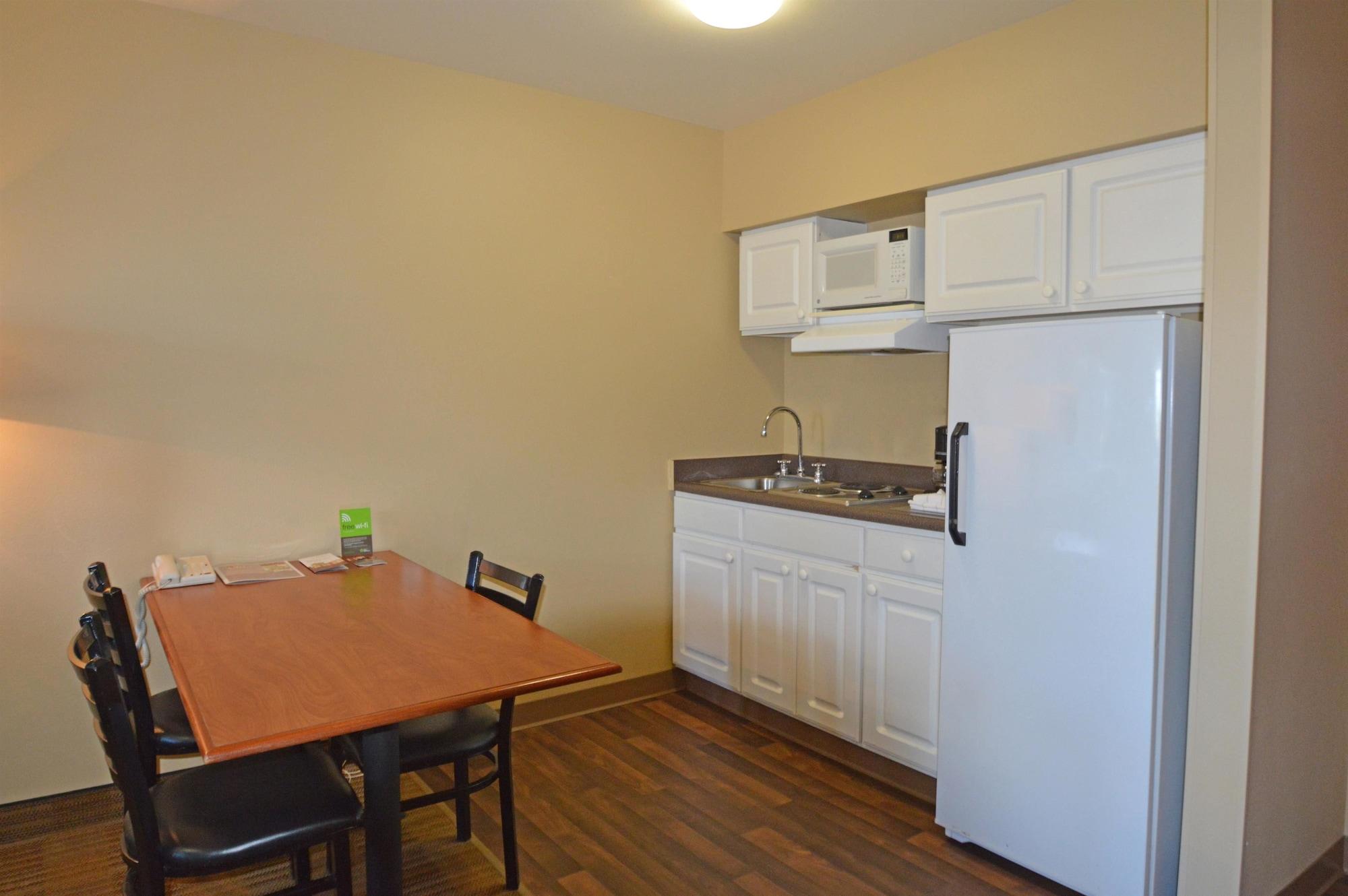 Extended Stay America Suites - Anchorage - Midtown Екстер'єр фото