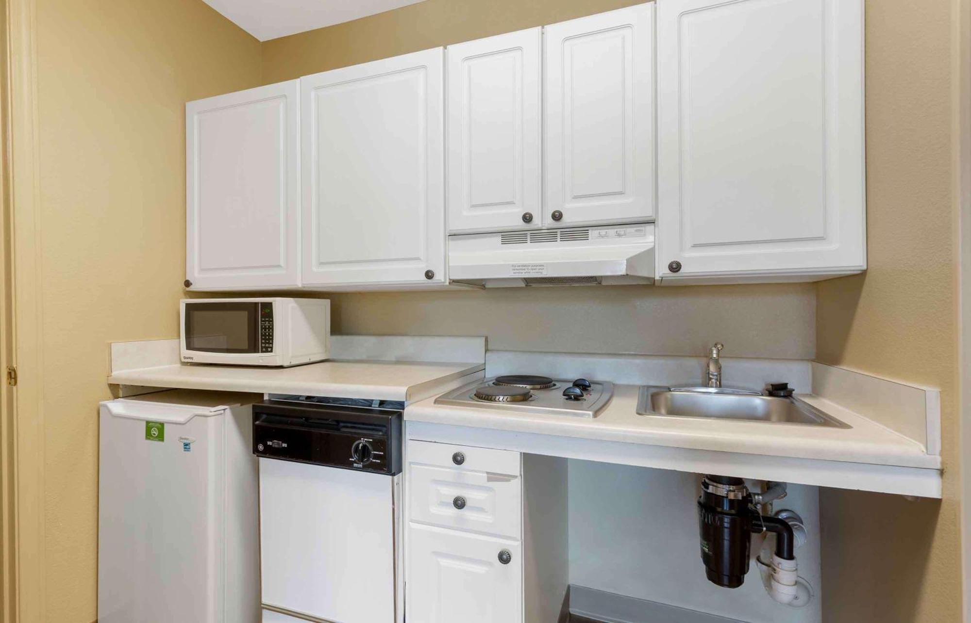 Extended Stay America Suites - Anchorage - Midtown Екстер'єр фото