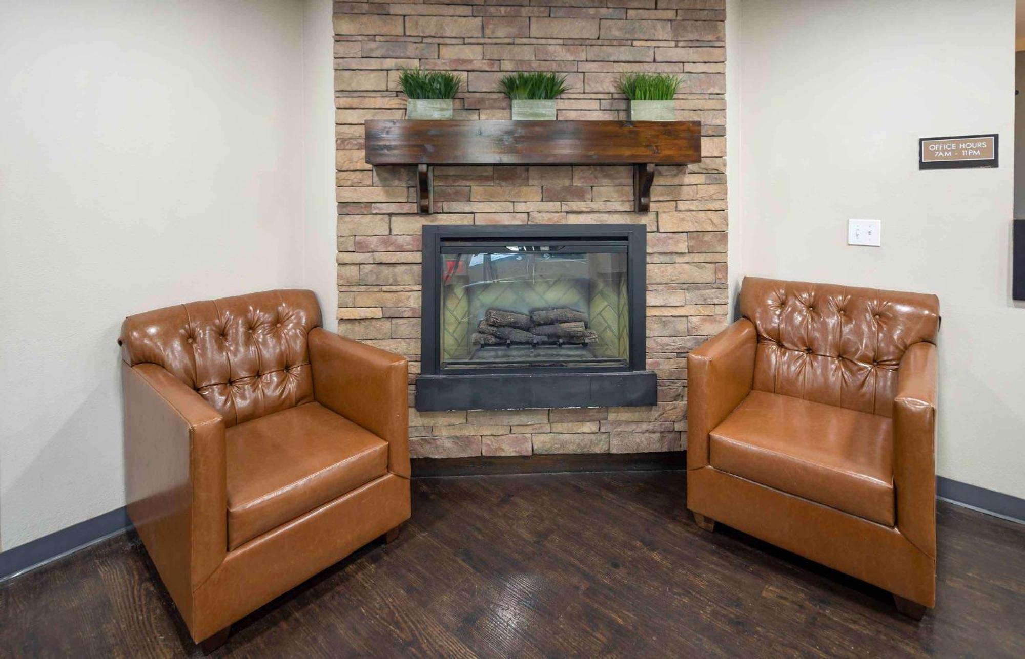 Extended Stay America Suites - Anchorage - Midtown Екстер'єр фото