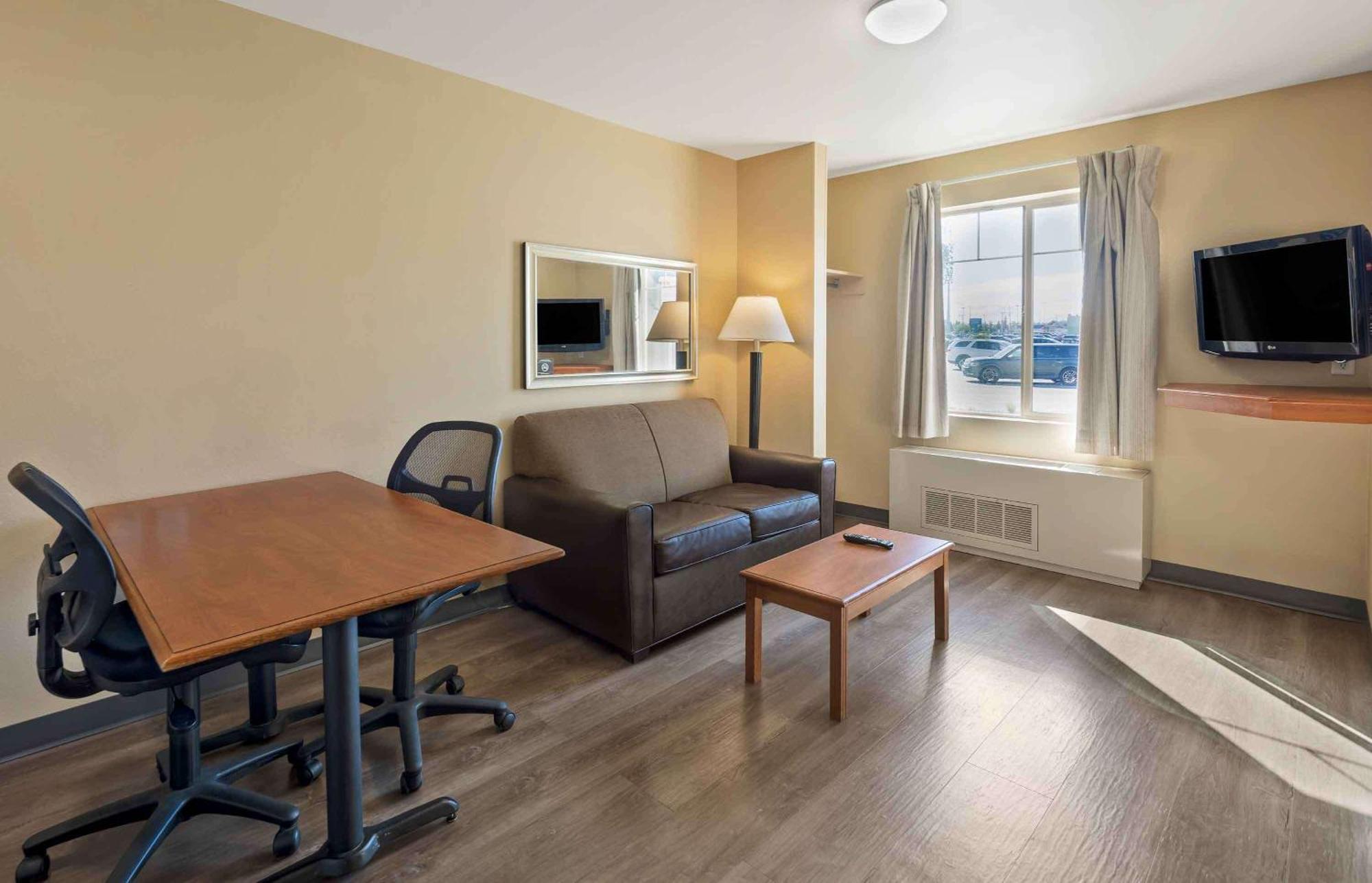 Extended Stay America Suites - Anchorage - Midtown Екстер'єр фото