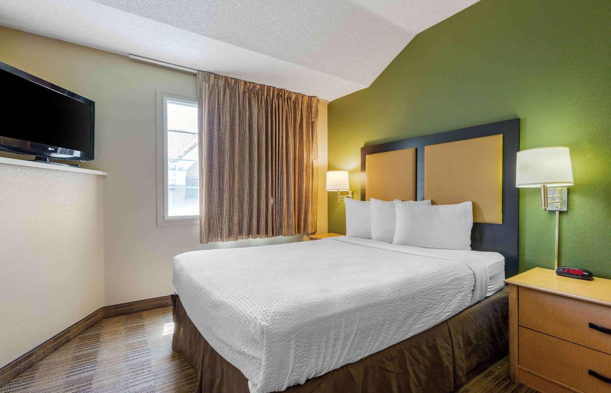 Extended Stay America Suites - Anchorage - Midtown Екстер'єр фото